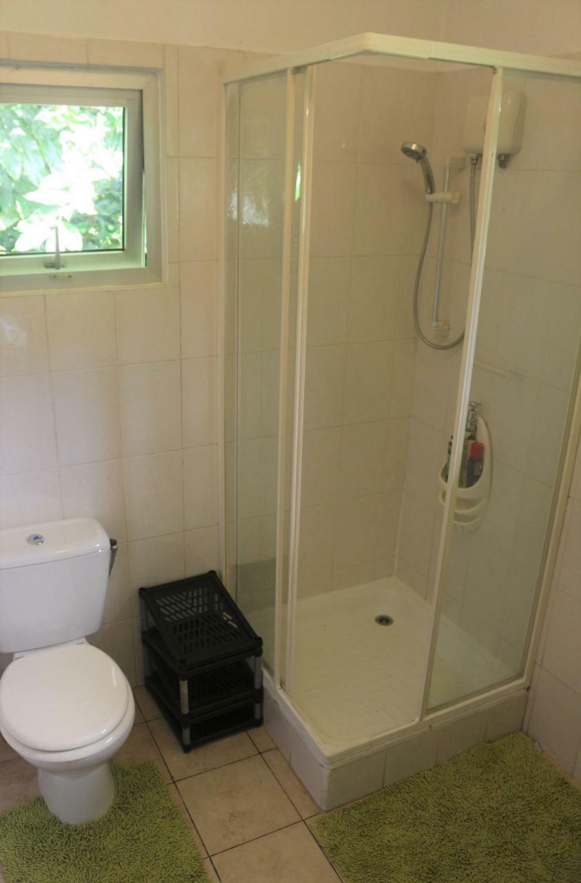דירות ויקטוריה Garden Hut מראה חיצוני תמונה